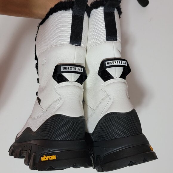 NEW UGG Adirondack Meridian Boots Womens 8 Winter Snow Outdoors Instulated - Picture 5 of 9